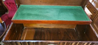 Imbuia Ball and Claw Kist