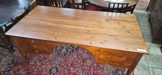 Oregon Pine 6-drawer Desk