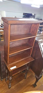 Mahogany Shelved Cabinet