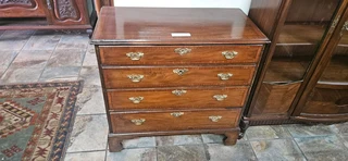Georgian Mahogany Inlaid Chest of Drawers