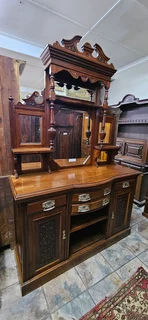 Edwardian Walnut Chiffonier