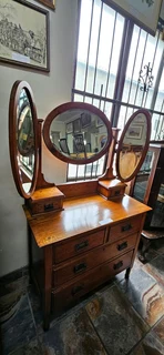 Oak Twenties 3-mirror Dressing Chest