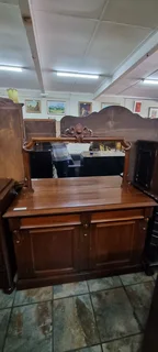 Victorian Mahogany Chiffonier