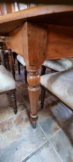 19thC Yellow-wood and Stinkwood Table