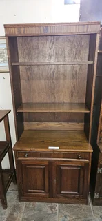 Oak and Finish Leadlight Cabinet &#43; Wall Cabinet