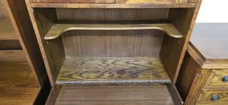 Oak and Finish Leadlight Cabinet &#43; Wall Cabinet