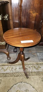 Regency Mahogany and Finish Wine Table x 1