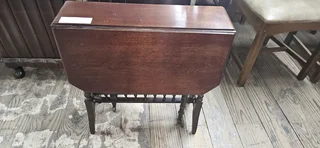 Edwardian Walnut Sutherland Table
