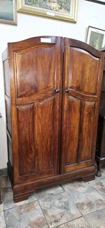 Kiaat 2-door Wardrobe