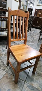 Oregon Pine Square 8-seater Table ➕️ 8 x Chairs