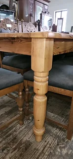Oregon Pine 8-seater Table