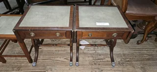 2 x Regency Style Mahogany Drop-side Lamp Tables EACH