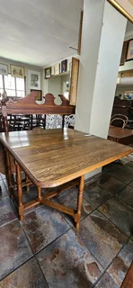 Oak Gateleg Table