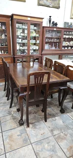 Imbuia Ball and Claw Table ➕️ 6 x Chairs