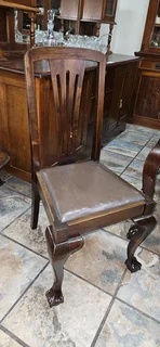 Imbuia Ball and Claw Table ➕️ 6 x Chairs