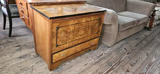 Maple and Burr-walnut Finish Storage Chest