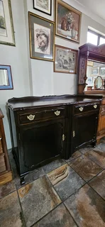 Imbuia 2-door Sideboard