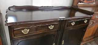 Imbuia 2-door Sideboard