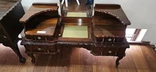 Protea Imbuia 3-mirror Dresser