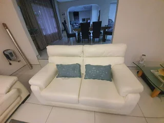 WHITE LEATHER GALLERY LOUNGE SUITE