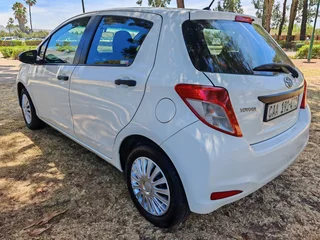 2012 Toyota Yaris Hatch.  Full service history. Roadworthy!