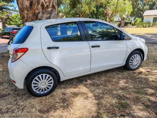 2012 Toyota Yaris Hatch.  Full service history. Roadworthy!