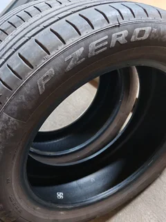 Pirelli P Zero  235/ 50 / R19  x 2