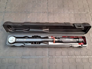 Norbar 200 1/2" Torque Wrench 40 - 200Nm*BRAND NEW*