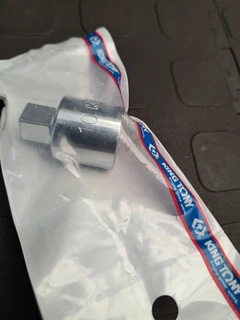 KING TONY 1/2&#34; 10mm SUMP PLUG SOCKET