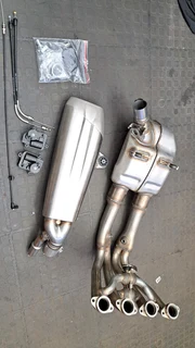 BMW S1000RR OEM Full Exhaust system &amp; actuators (Never been used)