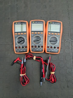 TopTronic T48 Digital multimeters