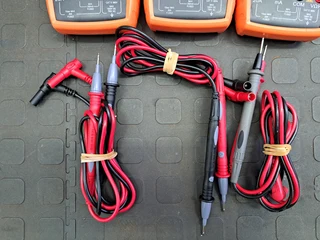 TopTronic T48 Digital multimeters