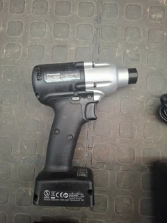 PANASONIC Impact driver D-22525 10.8v lithium