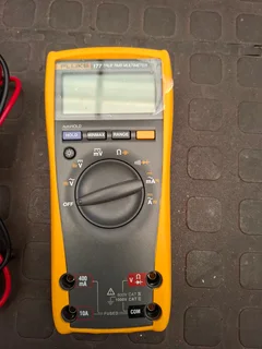 FLUKE 177 Multimeter