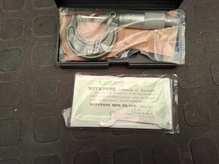 Mitutoyo 0-25mm Micrometer *Brand New*