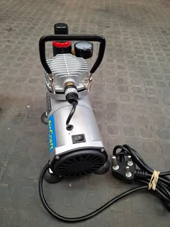 AirCraft airbrush &amp; compressor set (NEW / never used)