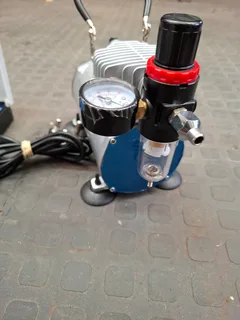 AirCraft airbrush &amp; compressor set (NEW / never used)