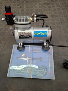 AirCraft airbrush &amp; compressor set (NEW / never used)