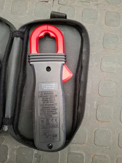 TOP TRONIC TBM031 CLAMP METER