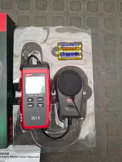 uni-t UT383s Digital light meter *Brand New*