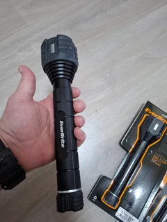 EVERBRITE CREE LED FLASHLIGHTS 550Lumens.