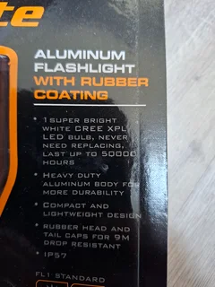 EVERBRITE CREE LED FLASHLIGHTS 550Lumens.