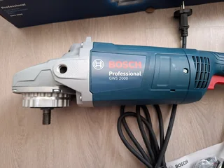 BOSCH PROFESSIONAL GWS 2000 GRINDERS