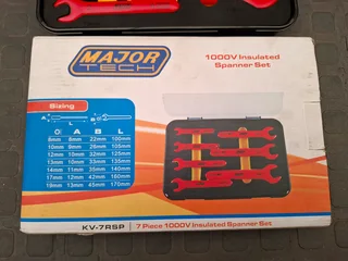 MAJOR TECH 1000V AC/1500V DC Insulated Spanner Set