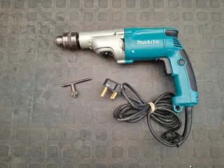 Makita | Impact Drill 13mm 720w With Keyed Chuck | Hp2050 (tool Only)