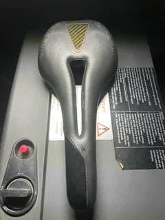 Selle Italia carbon bike seat