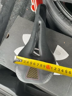 Selle Italia carbon bike seat