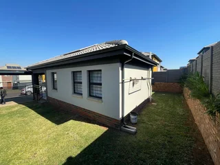 New 3-bedroom houses in Pretoria west