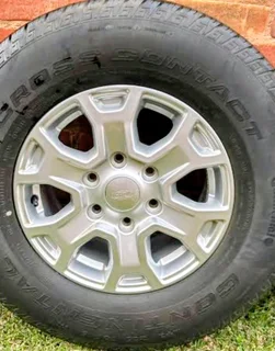 Ford ranger 16 inch rims and tyres for sale @R3500set of four