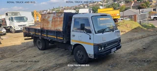 Nissan Ud40 Cabstar With Dropside Body
